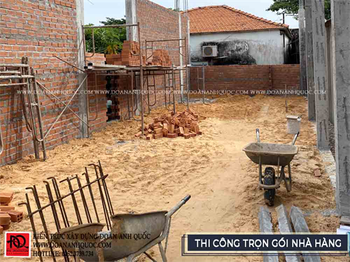 Thi công trọn gói nhà hàng Phú Hiển Kê Gà Lagi 7